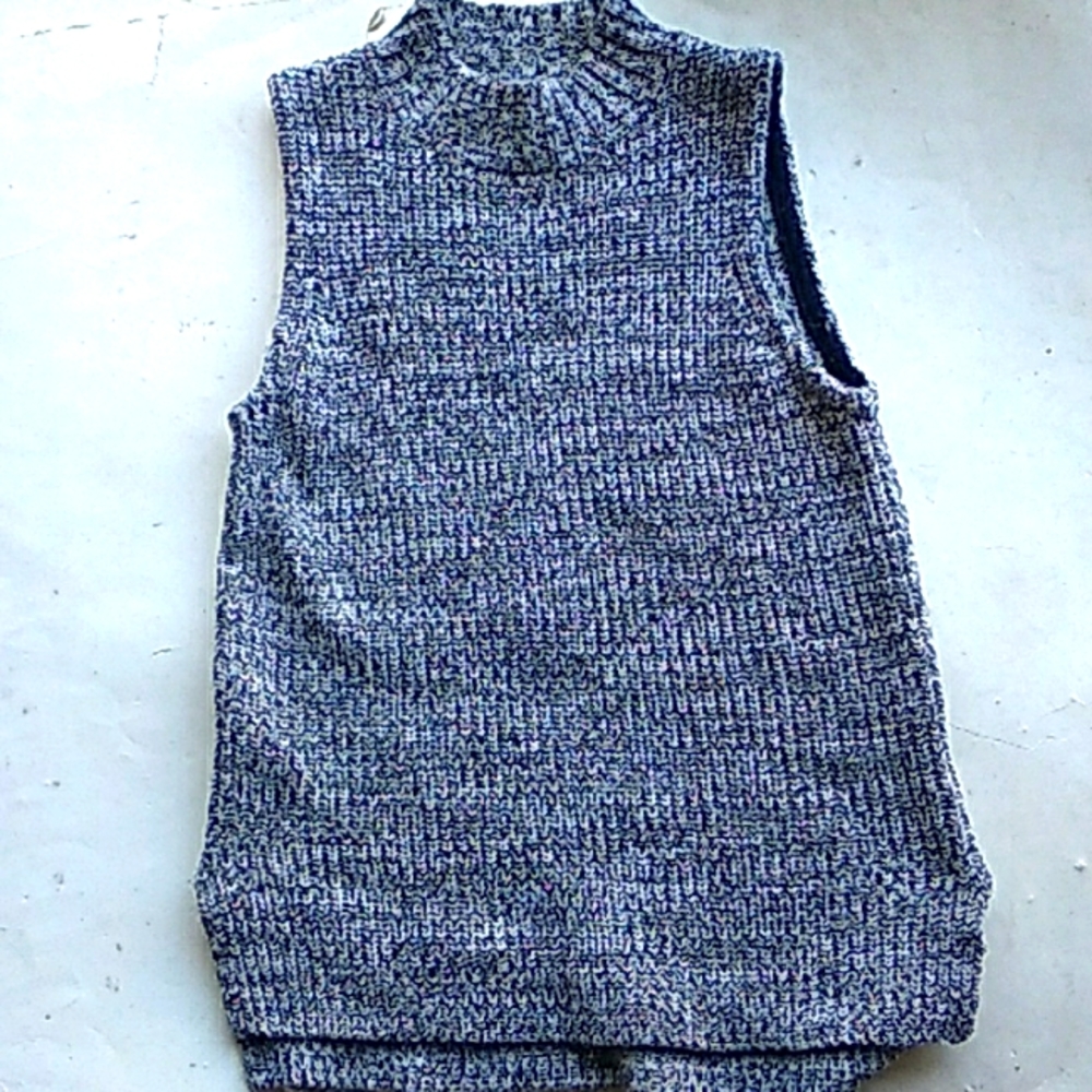 J Crew Sleeveless Sweater Size xxs